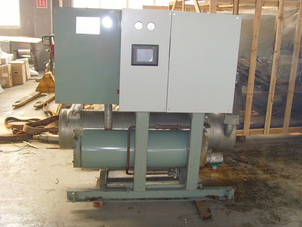 白马井镇酒店中央空调不停机清洗方法介绍